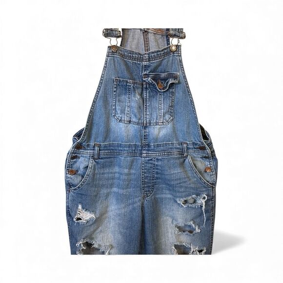 Almost Famous Women Junior Sz 9 Blue Distressed Denim Bib Overalls Grunge Boho - Picture 3 of 12
